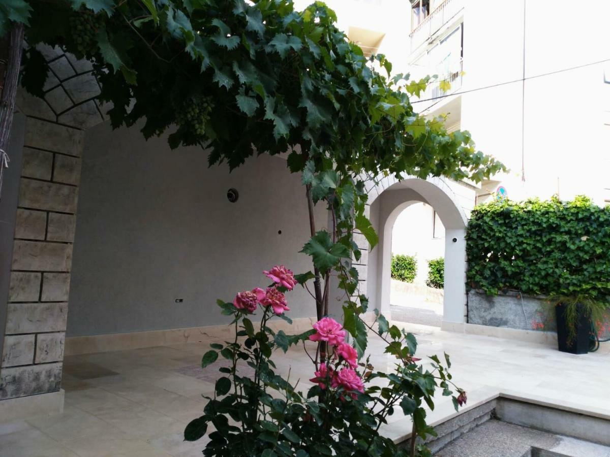 Garden Apartment Dina With Free Parking Split Exteriér fotografie
